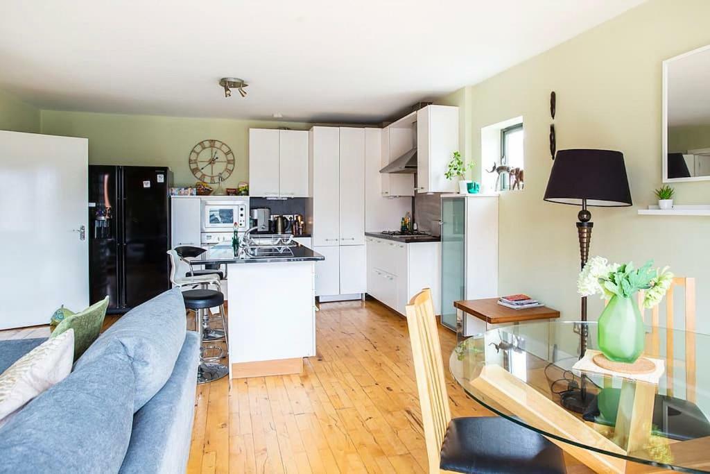 Spacious Belfast City Centre Duplex Apartment Extérieur photo