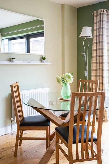 Spacious Belfast City Centre Duplex Apartment Extérieur photo