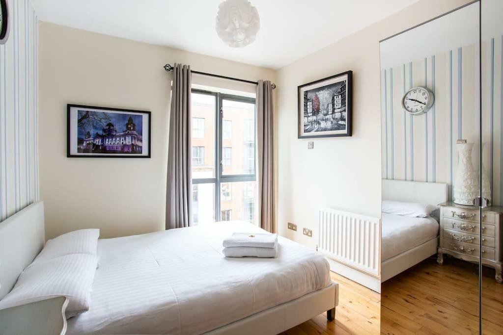 Spacious Belfast City Centre Duplex Apartment Extérieur photo