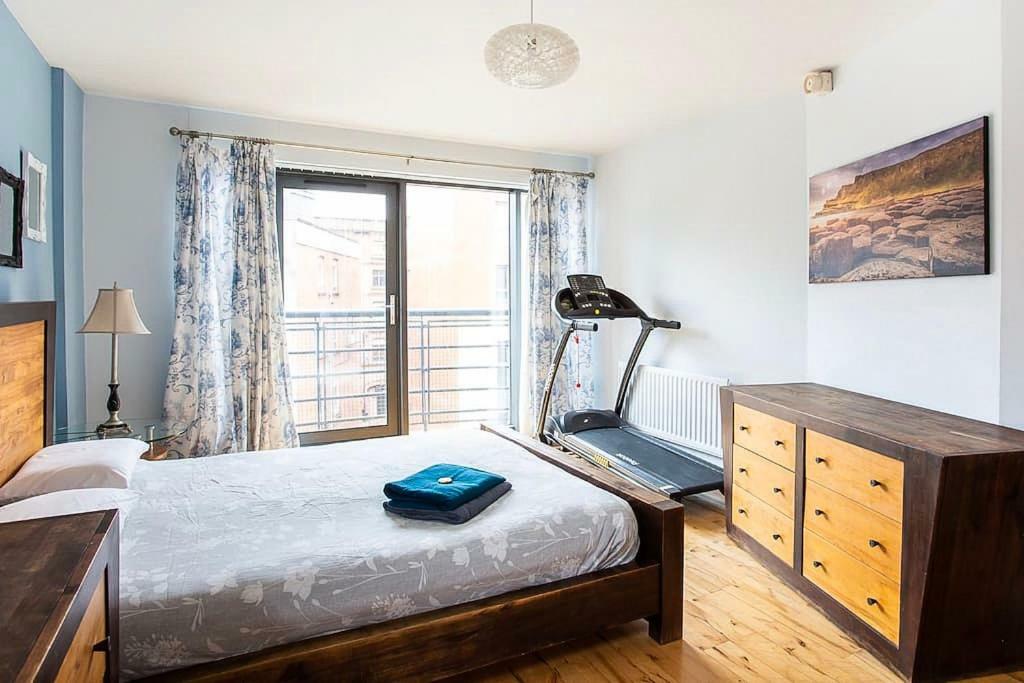 Spacious Belfast City Centre Duplex Apartment Extérieur photo