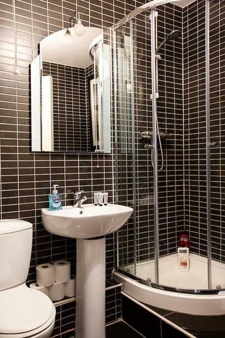 Spacious Belfast City Centre Duplex Apartment Extérieur photo