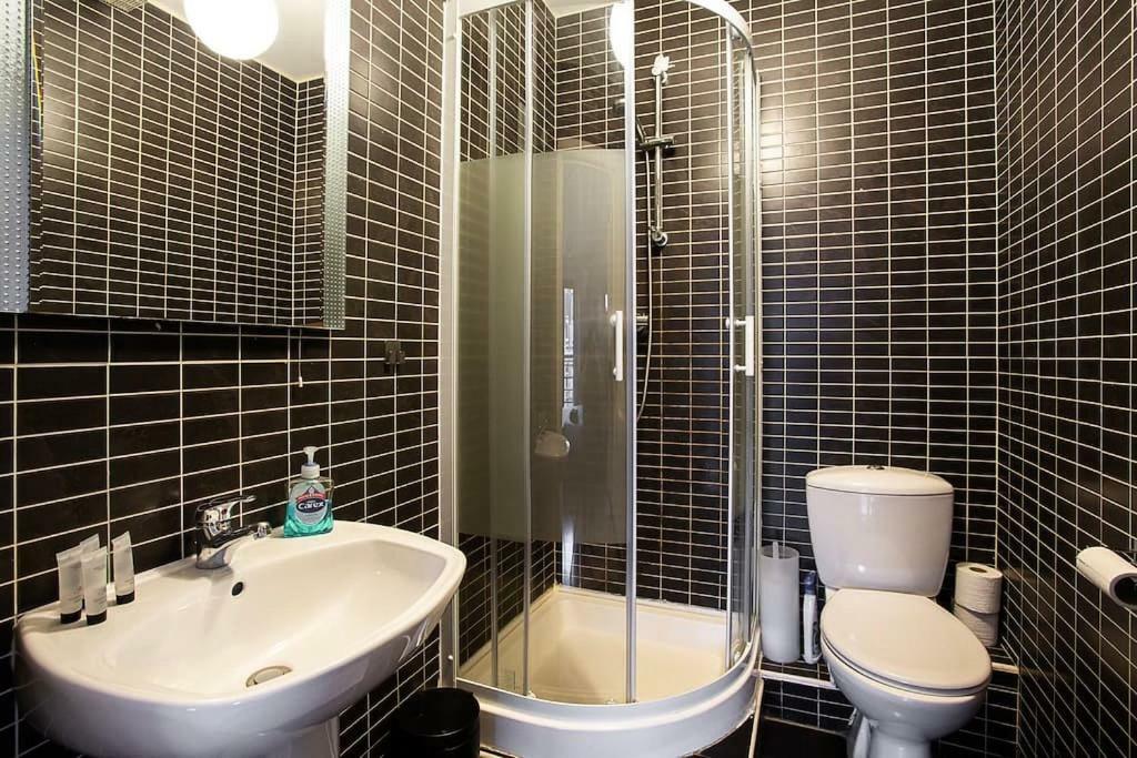 Spacious Belfast City Centre Duplex Apartment Extérieur photo
